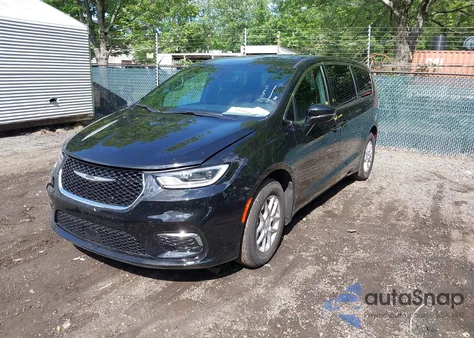 2025 Chrysler Pacifica Select from USA, damaged, VIN 2C4RC1BG3SR584689